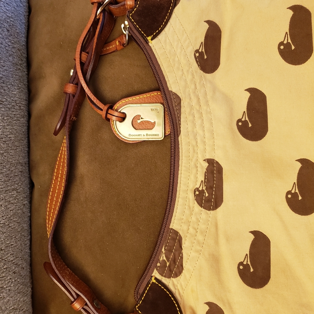 Purse - Picture 2 of 8